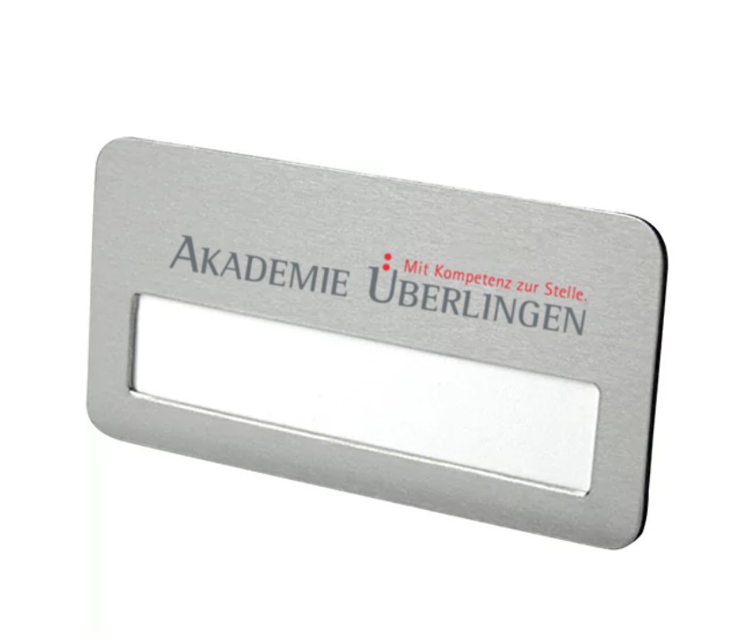 Namensschild silber mit extra starkem Magnet "Logo AÜ"